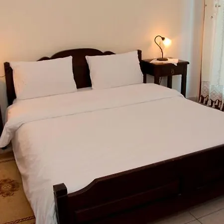 To Balkoni Tis Limnis Plastira Neochori (Karditsa)